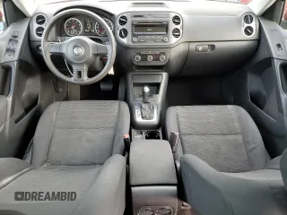 2012 Volkswagen Tiguan SE z VIN WVGAV7AX6CW002584, wystawiony jako Copart lot #56250235 z przebiegiem 153 220 mil mil oraz Szkoda całkowita • Salvage title. Historia ofert i sprzedaży dostępna na DreamBid. Obrazek 8.