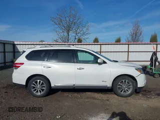 2014 Nissan Pathfinder Platinum Hybrid with VIN 5N1CR2MM6EC640419, listed as a IAAI auction lot 42003462 with 149,866 mi miles. Bid and sale history available at carsss.com. Image 13.