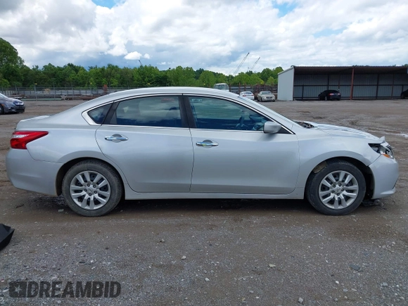 2017 Nissan Altima SV z VIN 1N4AL3AP1HC291908, wystawiony jako IAAI lot #42364395 z przebiegiem 207 453 mil mil oraz . Historia ofert i sprzedaży dostępna na DreamBid. Obrazek 13.