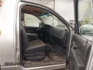 2002 Dodge 1500 z VIN 1D7HA16N52J256145, wystawiony jako IAAI lot #42206665 z przebiegiem 144 293 mil mil oraz . Historia ofert i sprzedaży dostępna na DreamBid. Obrazek 5.