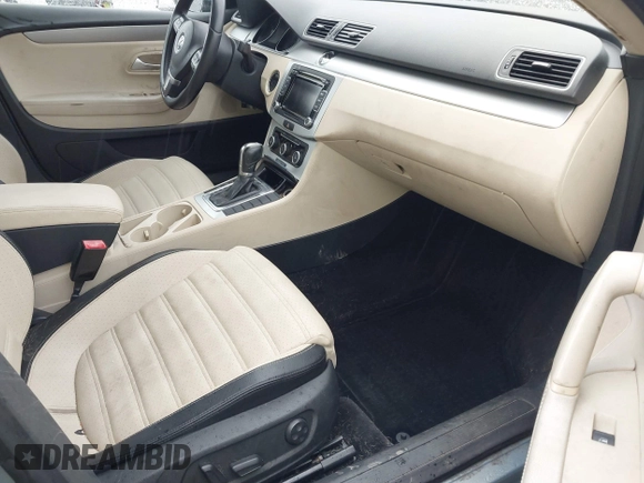 2012 Volkswagen CC Sport with VIN WVWMN7AN5CE541820, listed as a IAAI auction lot 41709393 with 98,459 mi miles. Bid and sale history available at carsss.com. Image 5.