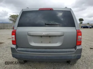 2011 Jeep Patriot Sport with VIN 1J4NT1GA8BD267071, listed as a Copart auction lot 53880235 with 105,781 mi miles and Salvage Title. Bid and sale history available at carsss.com. Image 6.