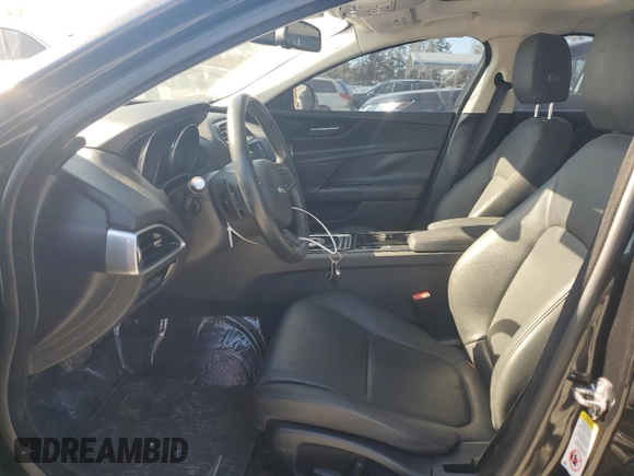 2017 Jaguar XE with VIN SAJAJ4BNXHCP11556, listed as a Copart auction lot 75807284 with 31,040 mi miles and Salvage Title. Bid and sale history available at DreamBid. Image 7.