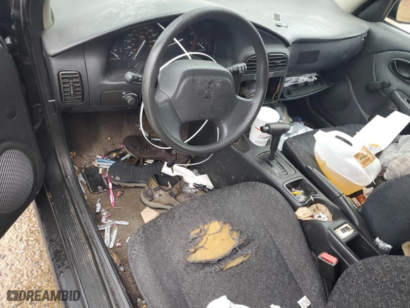 2002 Saturn SL with VIN 1G8ZH52822Z212374, listed as a Copart auction lot 45030925 with 0 mi miles and Salvage Title. Bid and sale history available at carsss.com. Image 8.