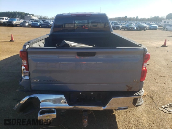 2024 Chevrolet Silverado 1500 LT with VIN 3GCUDDE80RG255929, listed as a Copart auction lot 47898885 with 1,584 mi miles and Salvage Title. Bid and sale history available at carsss.com. Image 6.