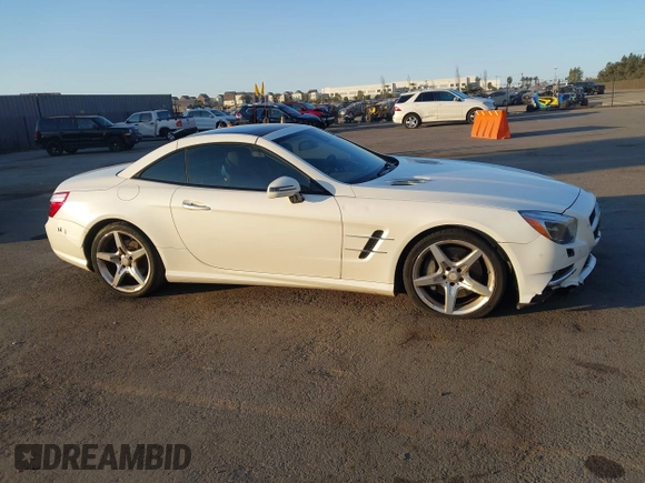 2013 Mercedes-Benz SL 550 z VIN WDDJK7DA4DF020058, wystawiony jako IAAI lot #41390103 z przebiegiem 78 685 mil mil oraz . Historia ofert i sprzedaży dostępna na DreamBid. Obrazek 13.