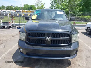2015 Ram 1500 Express z VIN 1C6RR7KT4FS768971, wystawiony jako IAAI lot #42114105 z przebiegiem 97 725 mil mil oraz . Historia ofert i sprzedaży dostępna na DreamBid. Obrazek 12.