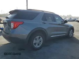 2022 Ford Explorer XLT z VIN 1FMSK7DH0NGA19122, wystawiony jako Copart lot #46834415 z przebiegiem 43 487 mil mil oraz Szkoda całkowita • Salvage title. Historia ofert i sprzedaży dostępna na DreamBid. Obrazek 3.