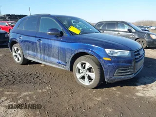 2020 Audi Q5 Premium with VIN WA1ANAFYXL2115457, listed as a IAAI auction lot 41441322 with 72,395 mi miles. Bid and sale history available at carsss.com. Image 1.