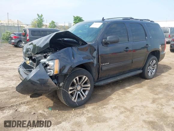 2013 Chevrolet Tahoe LT с VIN 1GNSKBE02DR186768, выставлен на аукционе IAAI как лот 42429597 с пробегом 132 404 миль миль и . История ставок и продаж доступна на DreamBid. Изображение 17.