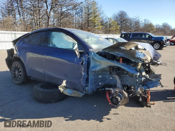 2022 Tesla Model Y Performance with VIN 7SAYGDEF8NF375858, listed as a Copart auction lot 46127965 with Not Provided miles and Salvage Title. Bid and sale history available at DreamBid. Image 4.