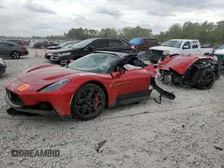 2023 Maserati MC20 z VIN ZAMBMSAB6P0443249, wystawiony jako Copart lot #46668944 z przebiegiem Nie podano mil oraz Nie do naprawy • Non repairable. Historia ofert i sprzedaży dostępna na DreamBid. Obrazek 1.