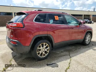 2016 Jeep Cherokee Latitude с VIN 1C4PJLCB2GW208267, выставлен на аукционе Copart как лот 61552335 с пробегом 158 801 миль миль и Чистый • Clean title. История ставок и продаж доступна на DreamBid. Изображение 3.