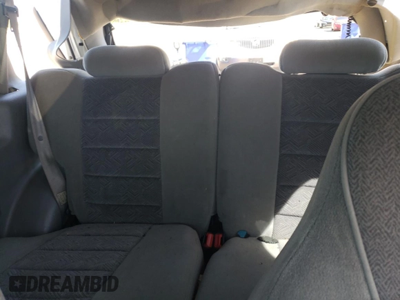 1998 Ford Explorer Sport с VIN 1FMYU22X0WUC49831, выставлен на аукционе Copart как лот 52305105 с пробегом 179 547 миль миль и Списание • Salvage title. История ставок и продаж доступна на DreamBid. Изображение 11.
