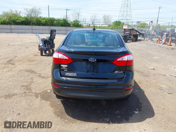 2019 Ford Fiesta SE with VIN 3FADP4BJ2KM165435, listed as a IAAI auction lot 42077508 with 118,784 mi miles. Bid and sale history available at carsss.com. Image 17.