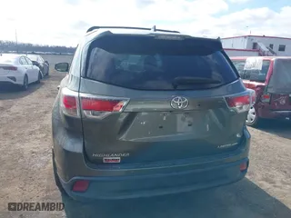 2015 Toyota Highlander Limited with VIN 5TDDKRFH7FS104116, listed as a IAAI auction lot 41612287 with 87,515 mi miles. Bid and sale history available at carsss.com. Image 16.