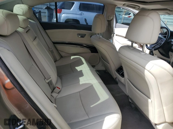 2016 Acura RLX Technology z VIN JH4KC1F51GC000881, wystawiony jako Copart lot #54227325 z przebiegiem 97 550 mil mil oraz Czysty tytuł • Clean title. Historia ofert i sprzedaży dostępna na DreamBid. Obrazek 10.