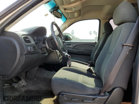 2008 Chevrolet Suburban 2LT with VIN 3GNFC16048G242593, listed as a Copart auction lot 52444085 with 205,159 mi miles and Salvage title. Bid and sale history available at DreamBid. Image 7.