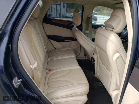 2016 Lincoln MKC Reserve with VIN 5LMCJ3D93GUJ19435, listed as a Copart auction lot 49039785 with 73,847 mi miles and Salvage title. Bid and sale history available at DreamBid. Image 11.