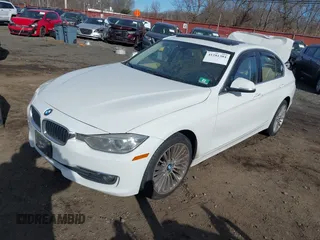 2014 BMW 3 Series 335i xDrive with VIN WBA3B9C52EJ466045, listed as a IAAI auction lot 41281384 with 136,329 mi miles. Bid and sale history available at carsss.com. Image 20.