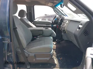 2016 Ford F-250 Lariat z VIN 1FT7W2B67GEC02132, wystawiony jako IAAI lot #42043437 z przebiegiem 220 898 mil mil oraz . Historia ofert i sprzedaży dostępna na DreamBid. Obrazek 5.