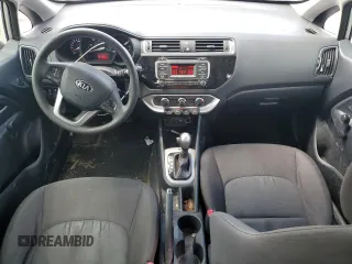 2017 Kia Rio LX z VIN KNADM4A39H6011624, wystawiony jako Copart lot #55046465 z przebiegiem 150 892 mil mil oraz Szkody całkowita. Historia ofert i sprzedaży dostępna na DreamBid. Obrazek 8.