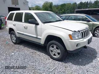 2007 Jeep Grand Cherokee Laredo z VIN 1J8GR48K67C650244, wystawiony jako IAAI lot #42392406 z przebiegiem 63 798 mil mil oraz . Historia ofert i sprzedaży dostępna na DreamBid. Obrazek 1.