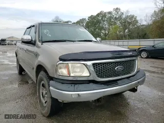 2002 Ford F-150 XLT with VIN 1FTRW07672KA18146, listed as a Copart auction lot 86645694 with 296,886 mi miles and Salvage Title. Bid and sale history available at carsss.com. Image 10.