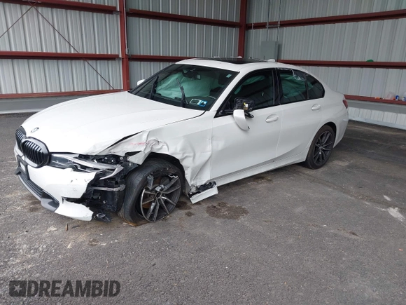 2020 BMW 3 Series 330i xDrive with VIN 3MW5R7J04L8B40479, listed as a IAAI auction lot 42303596 with 44,947 mi miles and . Bid and sale history available at DreamBid. Image 19.