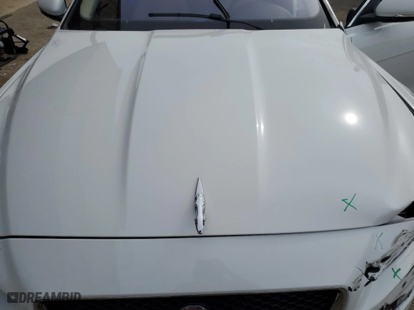 2019 Jaguar XE 25t Premium with VIN SAJAD4FX5KCP43941, listed as a Copart auction lot 74723664 with 61,390 mi miles and Salvage Title. Bid and sale history available at carsss.com. Image 11.