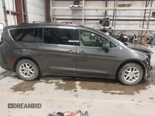 2021 Chrysler Voyager LXi with VIN 2C4RC1DG3MR551692, listed as a IAAI auction lot 41855081 with 131,625 mi miles and . Bid and sale history available at DreamBid. Image 14.