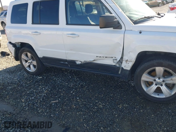 2016 Jeep Patriot High Altitude with VIN 1C4NJPFA0GD640577, listed as a IAAI auction lot 41810147 with 139,423 mi miles and . Bid and sale history available at carsss.com. Image 6.