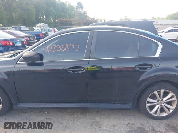 2014 Subaru Legacy 2.5i z VIN 4S3BMBA63E3027520, wystawiony jako IAAI lot #42358893 z przebiegiem 115 209 mil mil oraz . Historia ofert i sprzedaży dostępna na DreamBid. Obrazek 14.