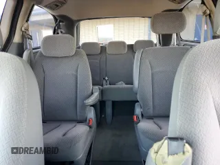 2007 Dodge Grand Caravan SXT with VIN 2D4GP44L97R146471, listed as a Copart auction lot 42560445 with 267,329 mi miles and Clean Title. Bid and sale history available at DreamBid. Image 10.