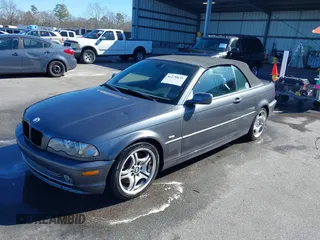 2003 BMW 3 Series 330Ci with VIN WBABS53433JU97622, listed as a IAAI auction lot 41270839 with 200,377 mi miles. Bid and sale history available at carsss.com. Image 2.
