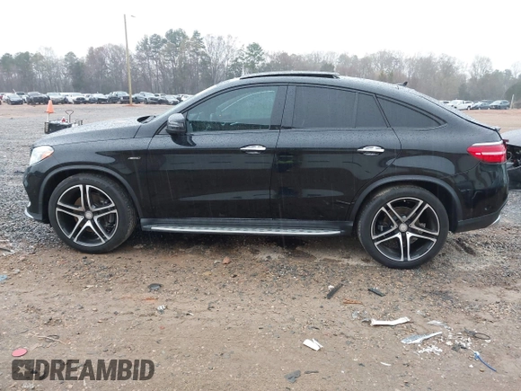 2016 Mercedes-Benz GLE 450 AMG z VIN 4JGED6EB5GA020820, wystawiony jako IAAI lot #41853120 z przebiegiem 61 943 mil mil oraz . Historia ofert i sprzedaży dostępna na DreamBid. Obrazek 14.