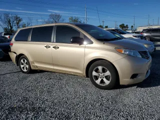 2011 Toyota Sienna with VIN 5TDZK3DC9BS061970, listed as a Copart auction lot 48081325 with 159,865 mi miles and Salvage Title. Bid and sale history available at carsss.com. Image 4.