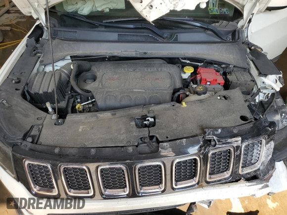 2019 Jeep Compass Altitude z VIN 3C4NJDBBXKT656785, wystawiony jako Copart lot #59485815 z przebiegiem 85 940 mil mil oraz Szkoda całkowita • Salvage title. Historia ofert i sprzedaży dostępna na DreamBid. Obrazek 12.