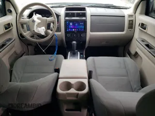 2012 Ford Escape XLS z VIN 1FMCU9C72CKB33801, wystawiony jako Copart lot #84003994 z przebiegiem 49 163 mil mil oraz Czysty tytuł • Clean title. Historia ofert i sprzedaży dostępna na DreamBid. Obrazek 8.