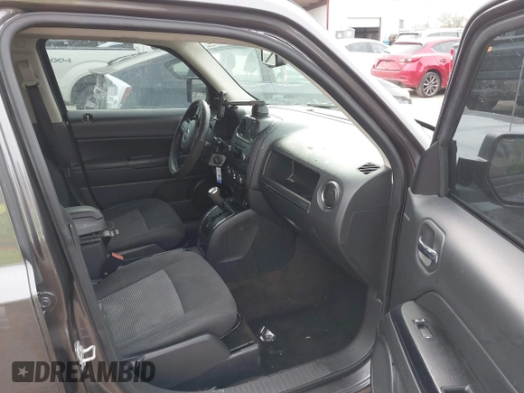 2016 Jeep Patriot Sport with VIN 1C4NJPBB3GD569549, listed as a IAAI auction lot 42210302 with 110,732 mi miles and . Bid and sale history available at carsss.com. Image 5.