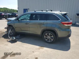 2019 Toyota Highlander SE z VIN 5TDJZRFH8KS705933, wystawiony jako Copart lot #61990425 z przebiegiem 65 839 mil mil oraz Szkoda całkowita • Salvage title. Historia ofert i sprzedaży dostępna na DreamBid. Obrazek 2.