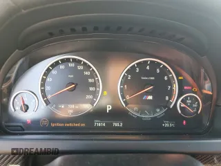 2016 BMW M6 z VIN WBS6G9C57GD932144, wystawiony jako Copart lot #72273744 z przebiegiem 71 614 mil mil oraz Szkoda całkowita • Salvage title. Historia ofert i sprzedaży dostępna na DreamBid. Obrazek 9.