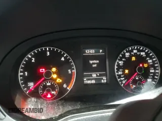 2014 Volkswagen Passat SEL Premium z VIN 1VWCN7A37EC048162, wystawiony jako Copart lot #55351735 z przebiegiem 110 549 mil mil oraz Czysty tytuł • Clean title. Historia ofert i sprzedaży dostępna na DreamBid. Obrazek 9.