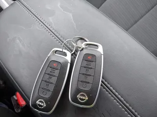 2024 Nissan Sentra SV z VIN 3N1AB8CV1RY221651, wystawiony jako IAAI lot #42215900 z przebiegiem 11 241 mil mil oraz . Historia ofert i sprzedaży dostępna na DreamBid. Obrazek 11.