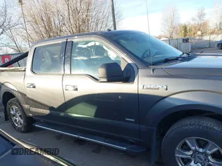 2015 Ford F-150 XLT with VIN 1FTEW1EP1FKE16670, listed as a IAAI auction lot 41120641 with 102,770 mi miles. Bid and sale history available at carsss.com. Image 13.