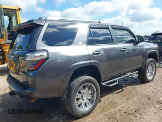 2016 Toyota 4Runner Limited with VIN JTEBU5JR7G5309576, listed as a IAAI auction lot 41964969 with 166,656 mi miles and . Bid and sale history available at DreamBid. Image 4.