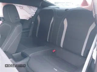 2022 Chevrolet Camaro 1LT z VIN 1G1FB1RX6N0123456, wystawiony jako IAAI lot #42066753 z przebiegiem Nie podano mil oraz . Historia ofert i sprzedaży dostępna na DreamBid. Obrazek 8.