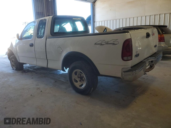 2003 Ford F-150 XL with VIN 2FTRX18W33CB06201, listed as a Copart auction lot 47836265 with 256,094 mi miles and Clean Title. Bid and sale history available at carsss.com. Image 2.