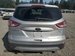 2013 Ford Escape SE z VIN 1FMCU9G9XDUD02545, wystawiony jako Copart lot #52123545 z przebiegiem 137 841 mil mil oraz Szkoda całkowita • Salvage title. Historia ofert i sprzedaży dostępna na DreamBid. Obrazek 6.