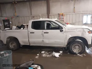 2019 Chevrolet Silverado 1500 Work Truck with VIN 1GCRYAEF3KZ303839, listed as a IAAI auction lot 41575101 with 118,556 mi miles. Bid and sale history available at carsss.com. Image 13.